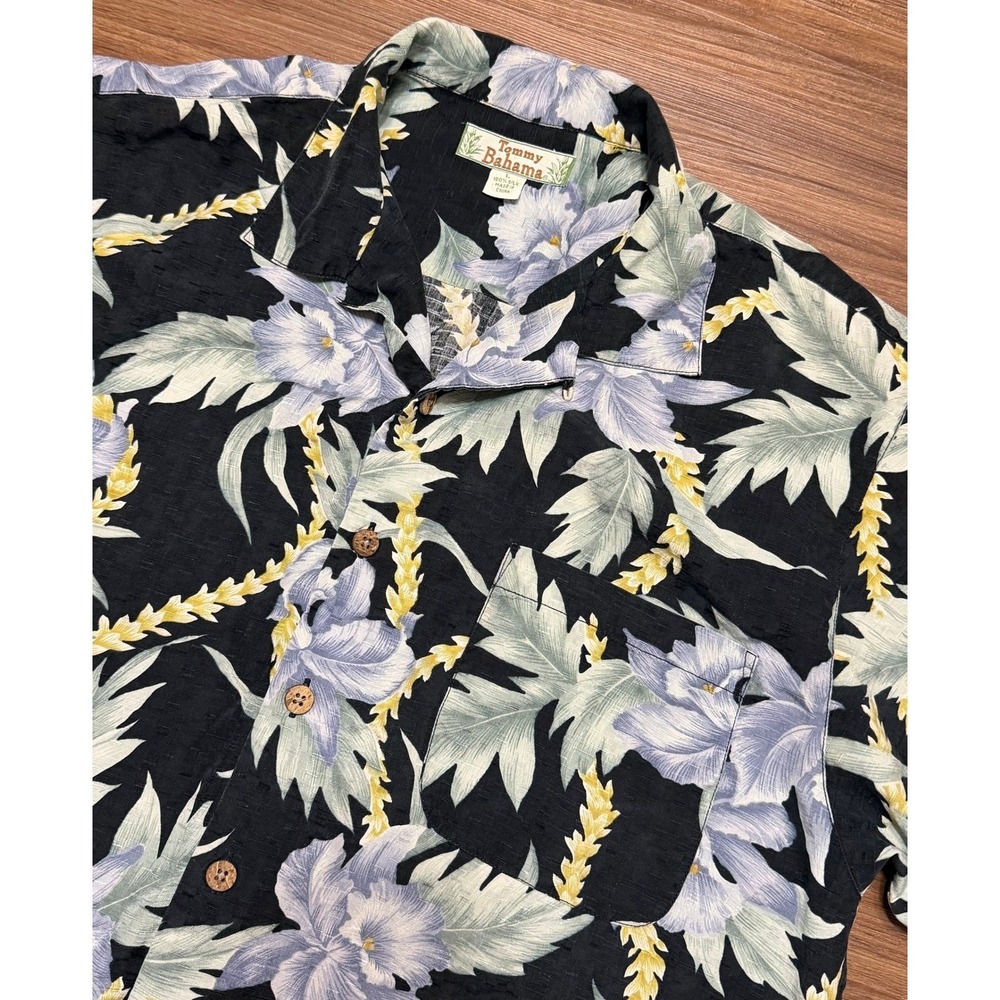 VTG Tommy Bahama Mens Black Silk Floral Tropical Loop Collar Camp Shirt Sz L